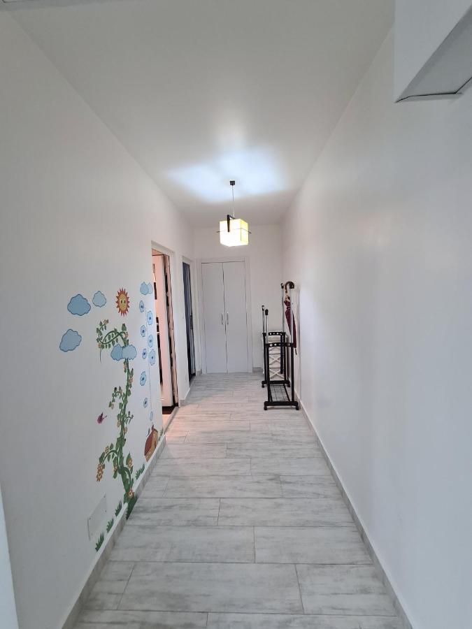 Cozy Apartment Arad Luaran gambar